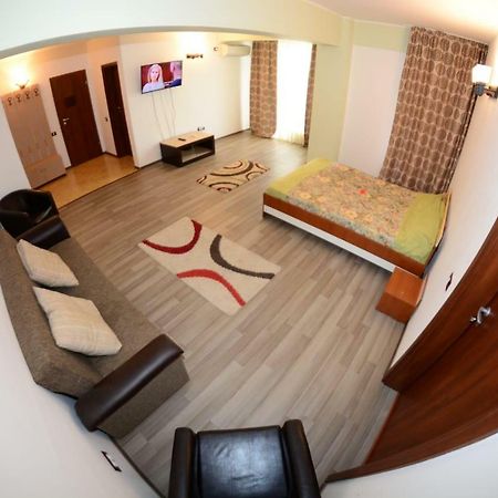 David Aprilia Apartment Navodari Luaran gambar