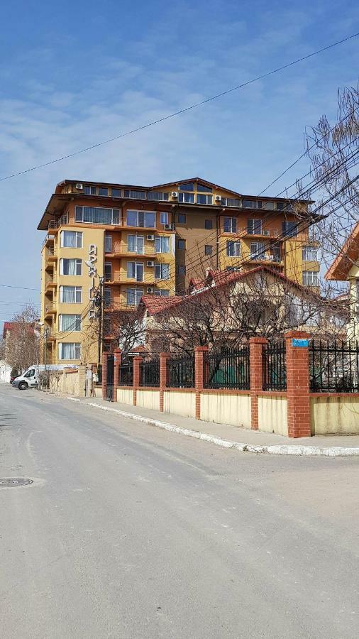 David Aprilia Apartment Navodari Luaran gambar
